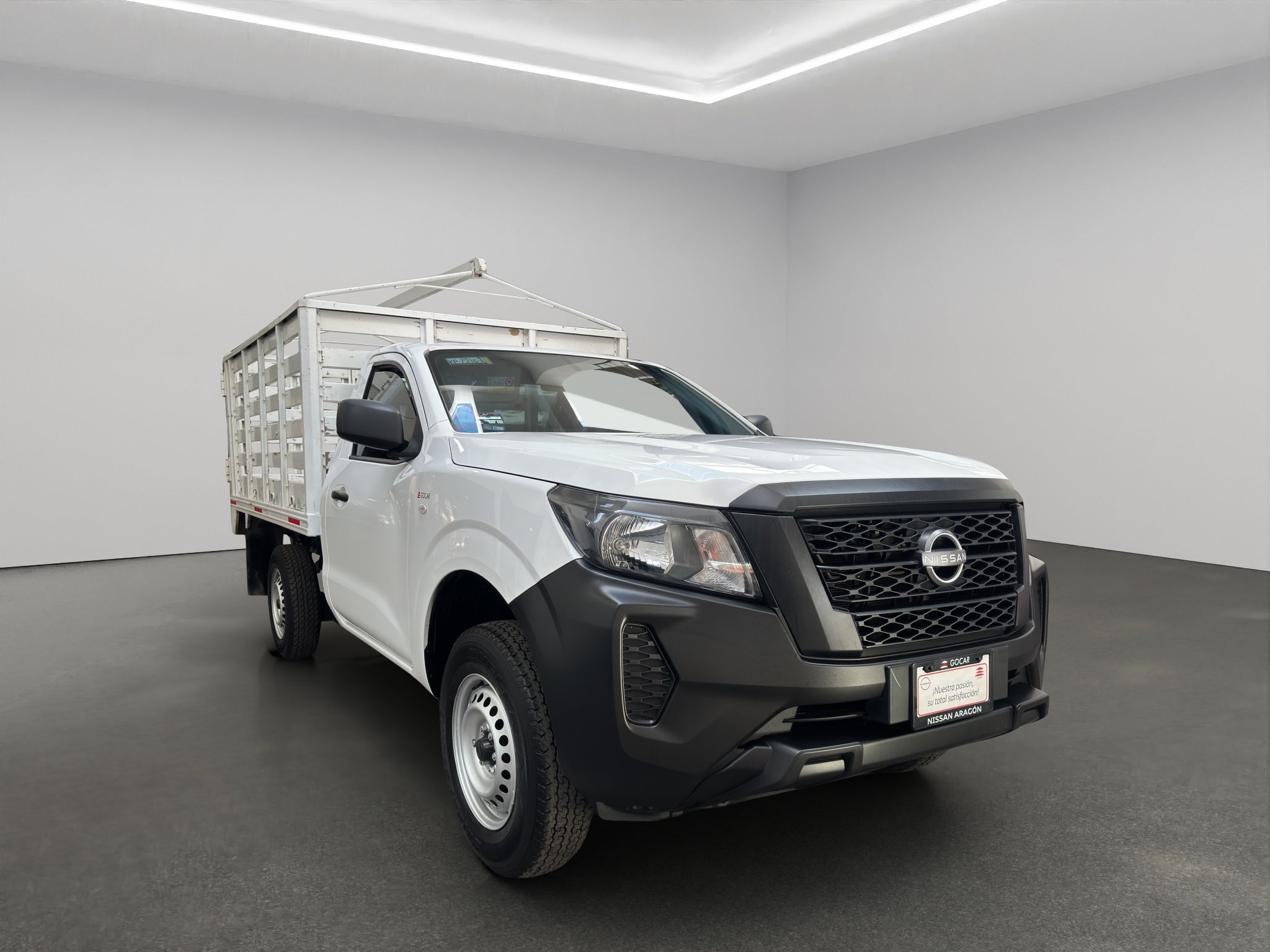 2025 Nissan Comerciales NP300 2 pts. Chas. Cab., TM6