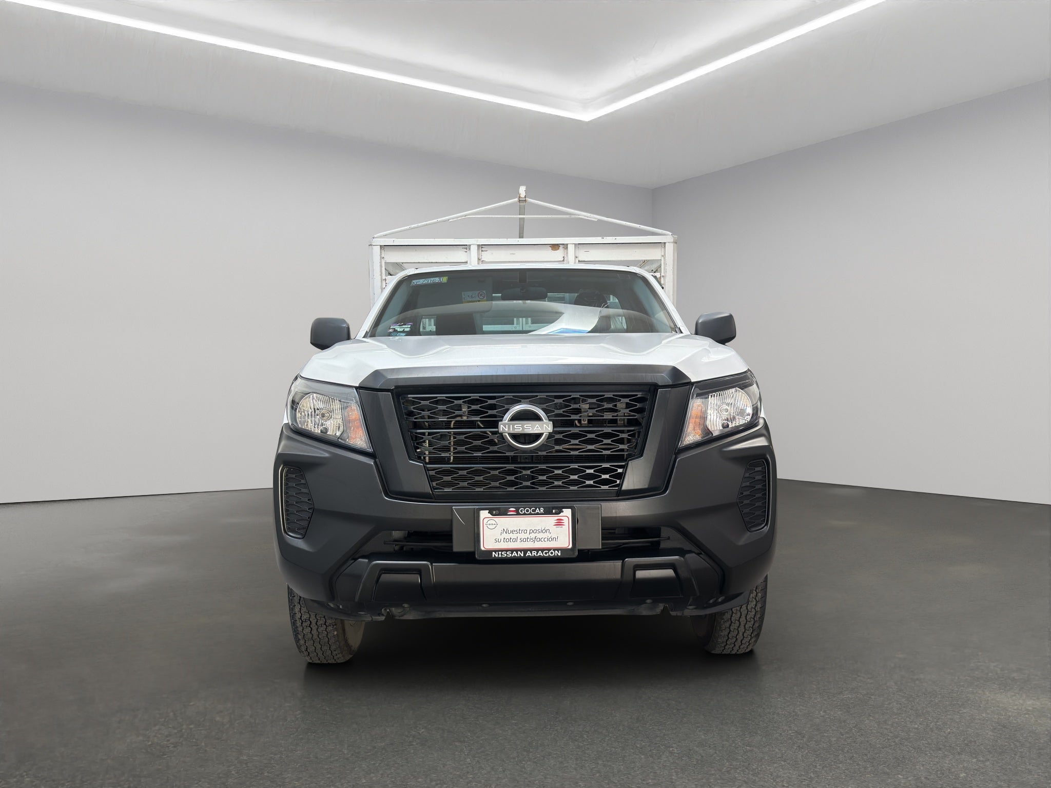2025 Nissan Comerciales NP300 2 pts. Chas. Cab., TM6