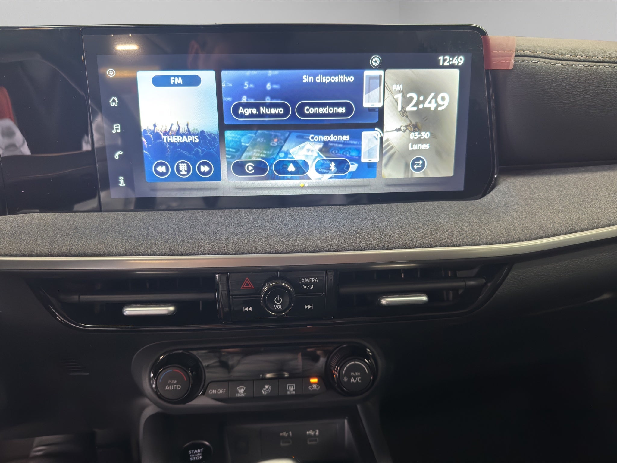 2025 Nissan Kicks VUD 5 pts. Advance, 2.0l, TA, RA-17 (línea nueva)