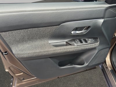 2025 Nissan Kicks VUD 5 pts. Exclusive, 2.0l, TA, pantalla touch 12