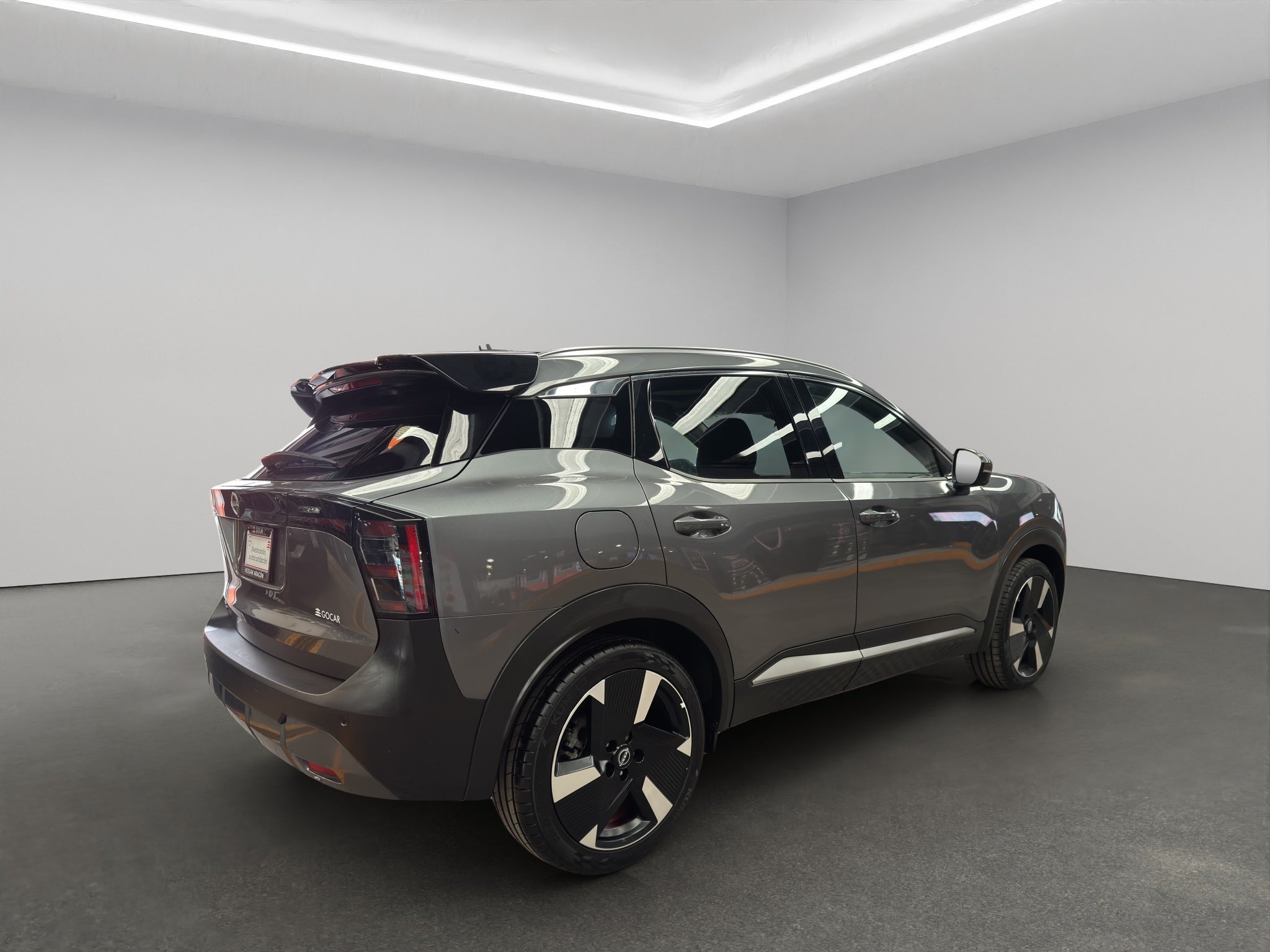 2025 Nissan Kicks VUD 5 pts. Platinum, 2.0l, TA, TP, s. Bose, pantalla touch 12