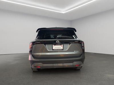 2025 Nissan Kicks VUD 5 pts. Platinum, 2.0l, TA, TP, s. Bose, pantalla touch 12