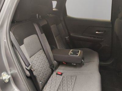 2025 Nissan Kicks VUD 5 pts. Advance, 2.0l, TA, RA-17 (línea nueva)