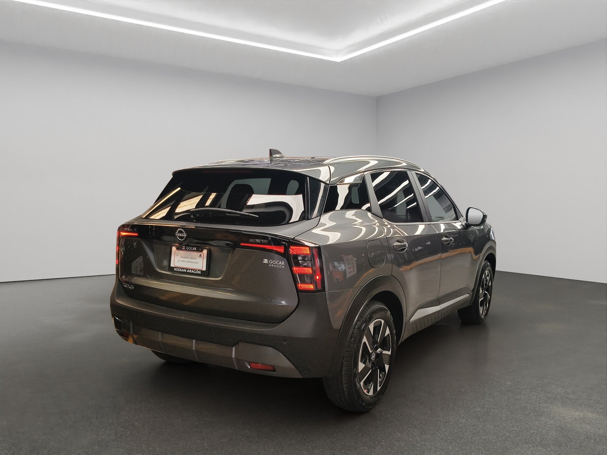 2025 Nissan Kicks VUD 5 pts. Advance, 2.0l, TA, RA-17 (línea nueva)