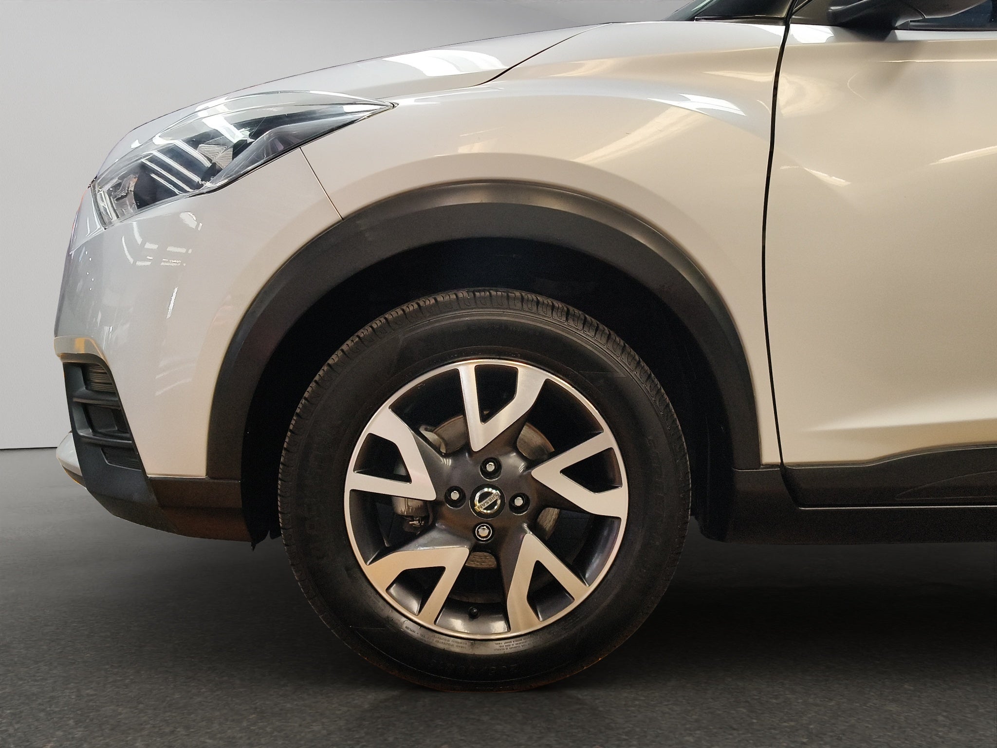2018 Nissan Kicks VUD 5 pts. Sense, 1.6l, TM5, a/ac., VE, RA-16