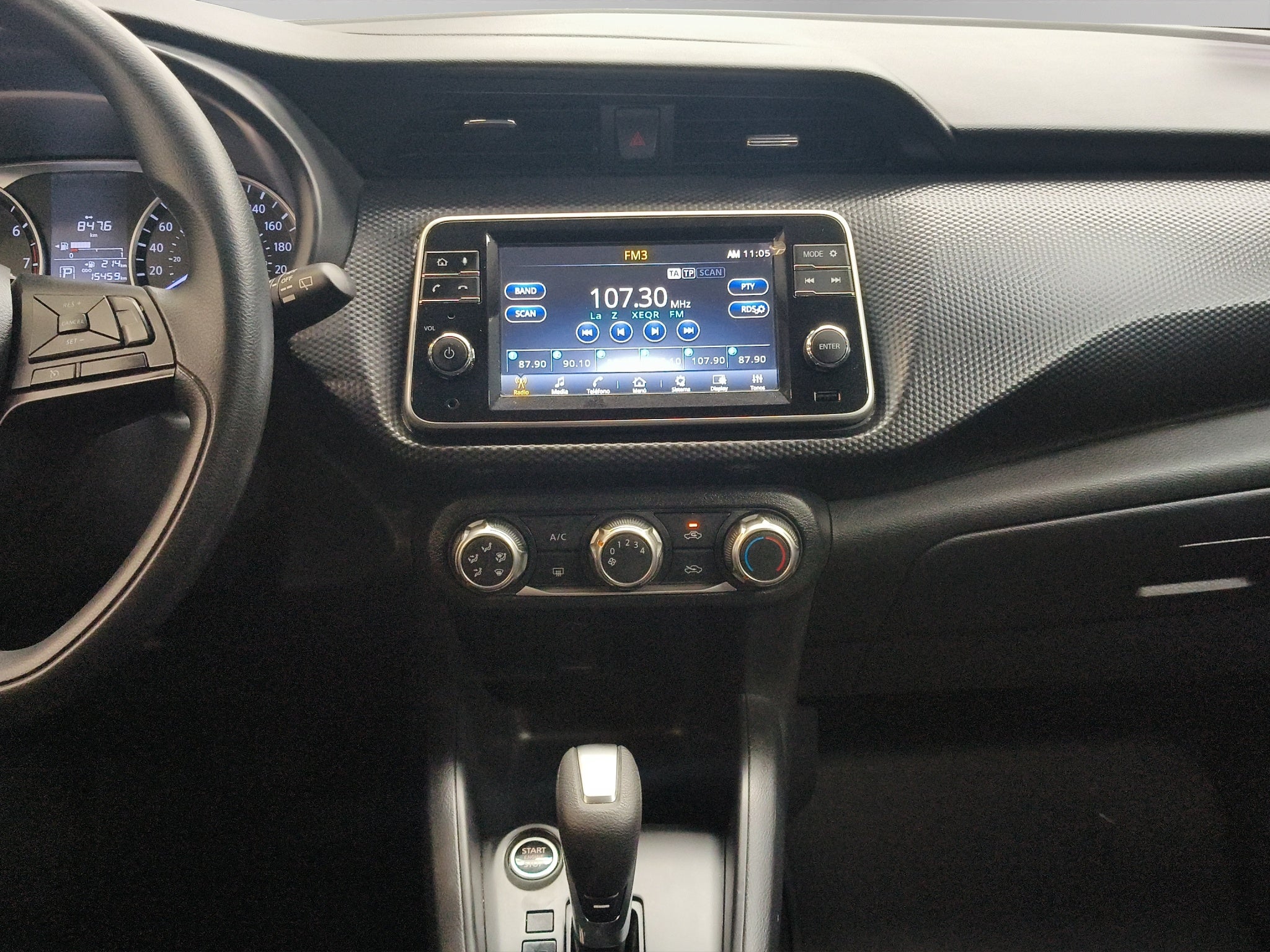 2024 Nissan Kicks VUD 5 pts. Advance, 1.6l, CVT, a/ac., VE, RA-16 (línea anterior)