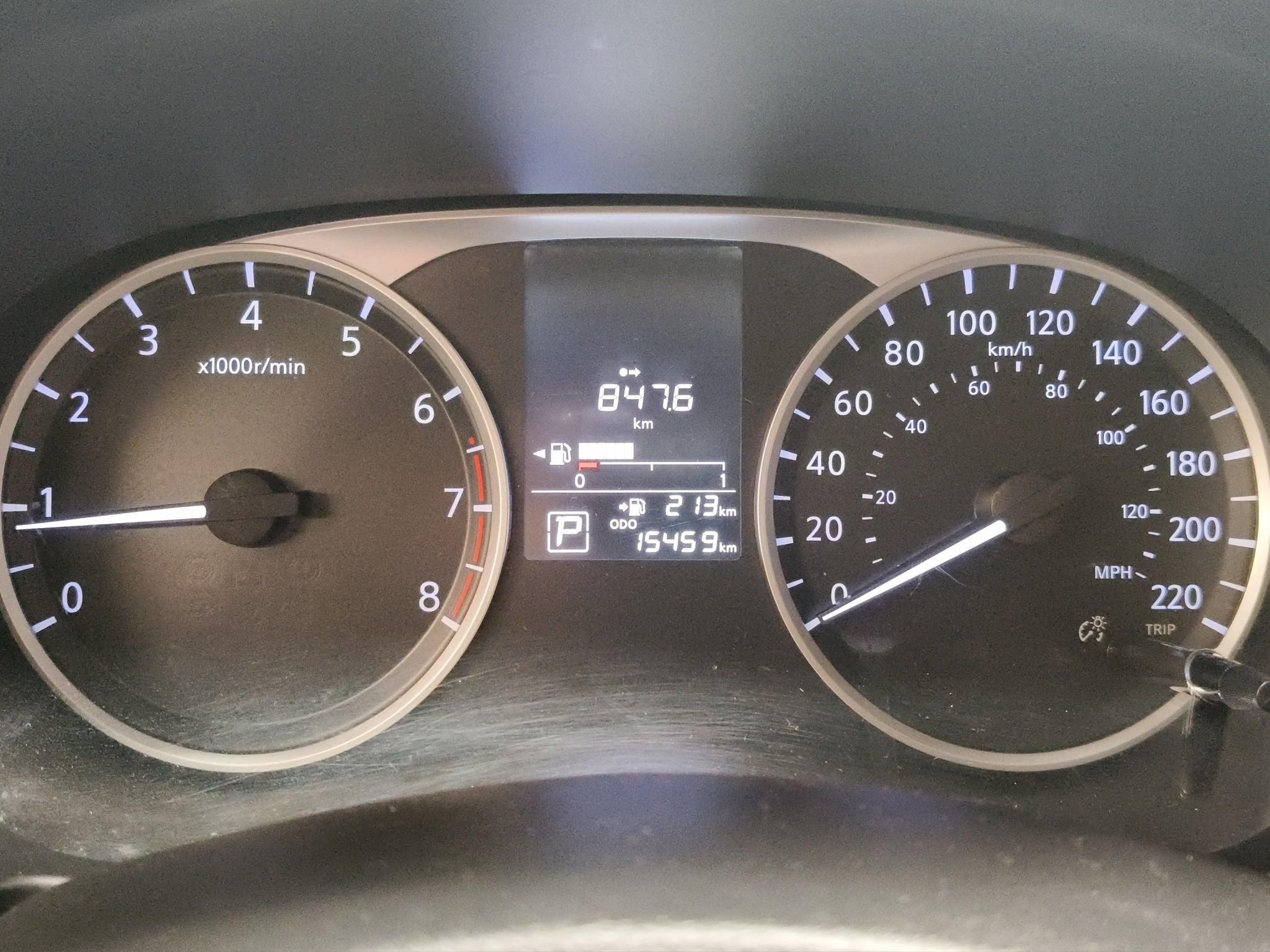 2024 Nissan Kicks VUD 5 pts. Advance, 1.6l, CVT, a/ac., VE, RA-16 (línea anterior)