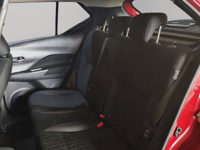 2024 Nissan Kicks VUD 5 pts. Advance, 1.6l, CVT, a/ac., VE, RA-16 (línea anterior)