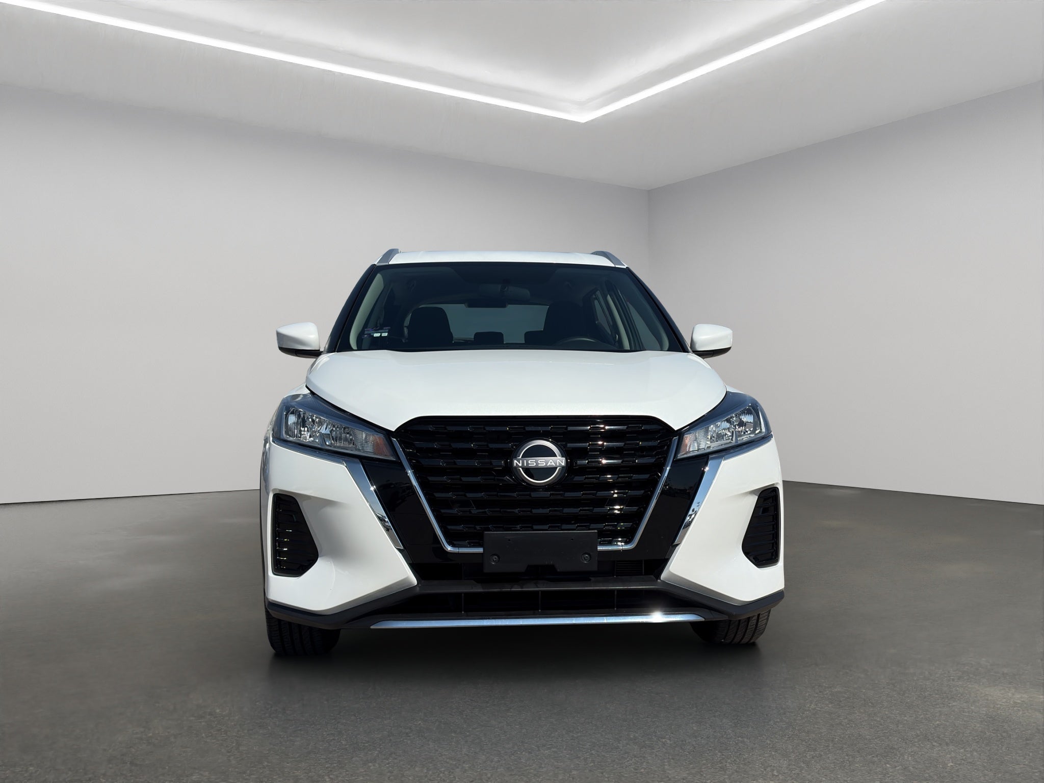 2024 Nissan Kicks VUD 5 pts. Advance, 1.6l, TM5, a/ac., VE, RA-16 (línea anterior)