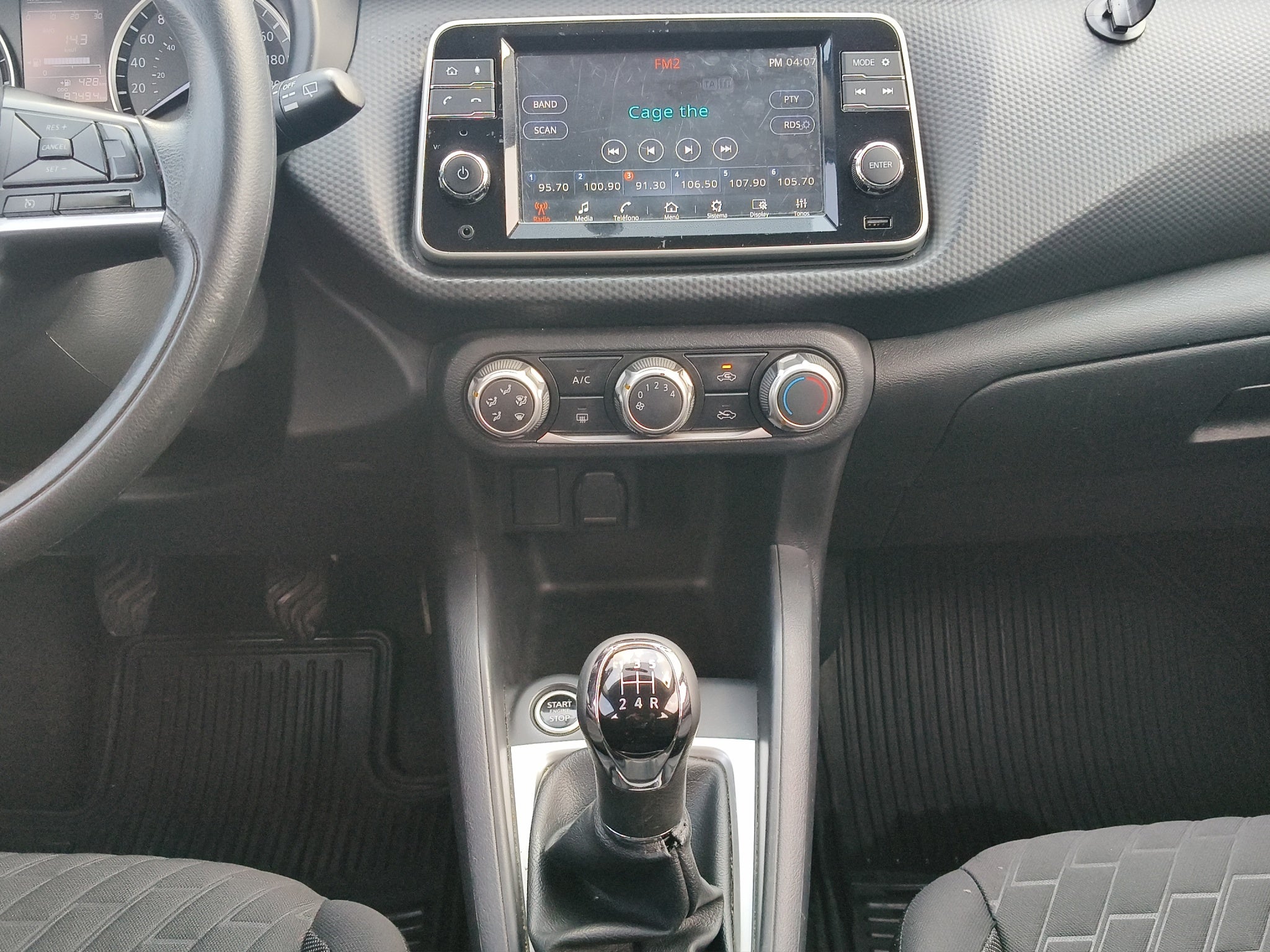 2022 Nissan Kicks VUD 5 pts. Advance, 1.6l, TM5, a/ac., VE, RA-16