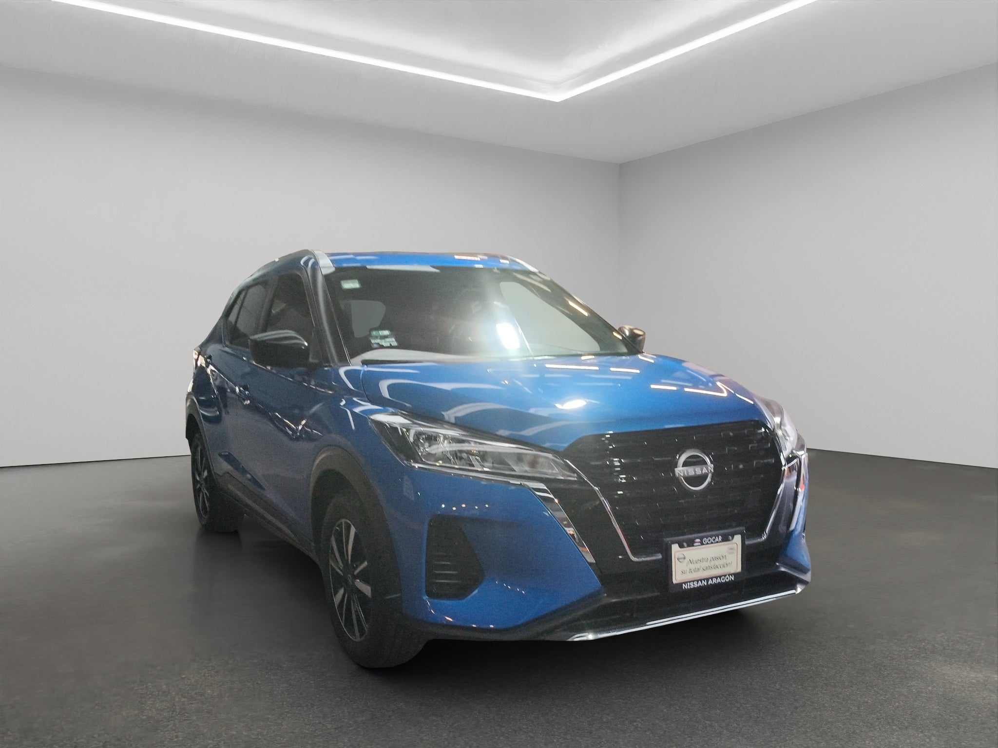 2024 Nissan Kicks VUD 5 pts. Advance, 1.6l, TM5, a/ac., VE, RA-16 (línea anterior)