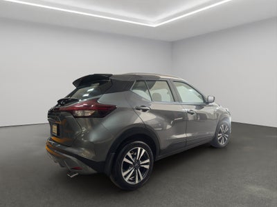 2025 Nissan Kicks VUD 5pts. Play Advance, 1.6l, CVT, RA-17 (línea nueva)