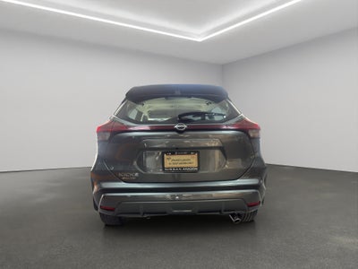 2025 Nissan Kicks VUD 5pts. Play Advance, 1.6l, CVT, RA-17 (línea nueva)
