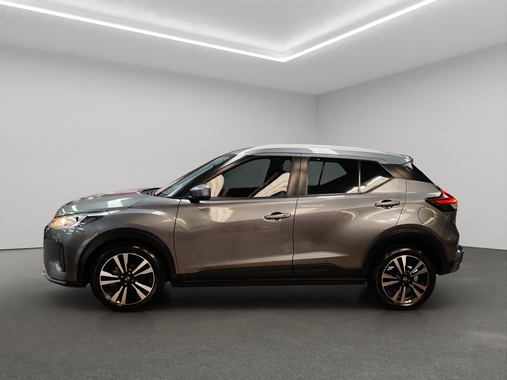 2024 Nissan Kicks VUD 5 pts. Advance, 1.6l, CVT, a/ac., VE, RA-16 (línea anterior)