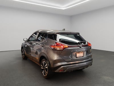 2024 Nissan Kicks VUD 5 pts. Advance, 1.6l, CVT, a/ac., VE, RA-16 (línea anterior)