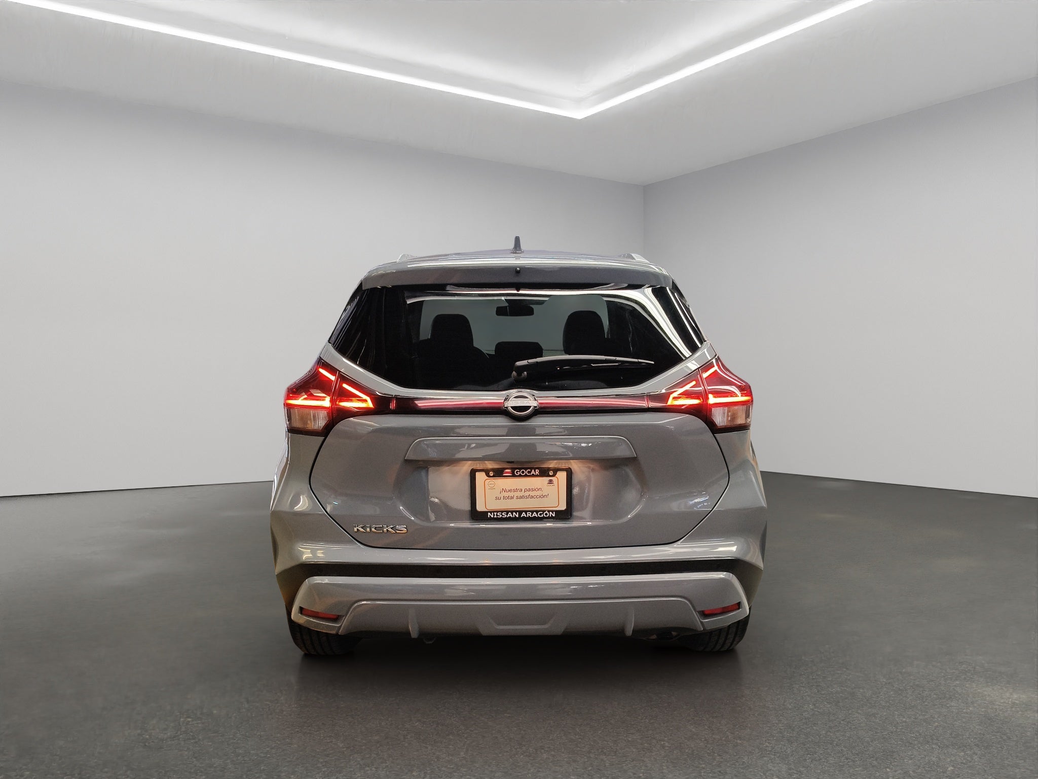 2023 Nissan Kicks VUD 5 pts. Platinum, 1.6l, TA, a/ac. Aut., piel, GPS, RA-18