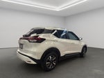 2024 Nissan Kicks VUD 5 pts. Advance, 1.6l, TM5, a/ac., VE, RA-16 (línea anterior)