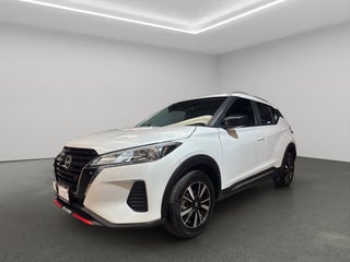2024 Nissan Kicks VUD 5 pts. Advance, 1.6l, TM5, a/ac., VE, RA-16 (línea anterior)