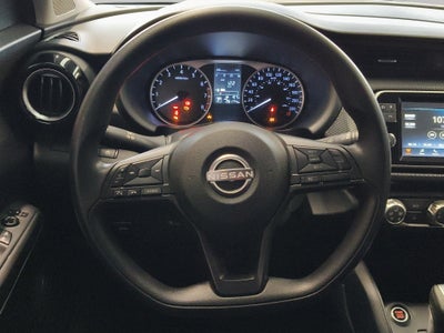 2025 Nissan Kicks VUD 5 pts. Play Advance, 1.6l, CVT, RA-17 (línea nueva)