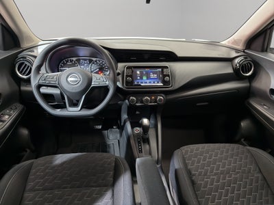 2025 Nissan Kicks VUD 5 pts. Play Advance, 1.6l, CVT, RA-17 (línea nueva)