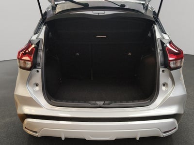 2023 Nissan Kicks VUD 5 pts. Platinum, 1.6l, TA, a/ac. Aut., piel, GPS, RA-18