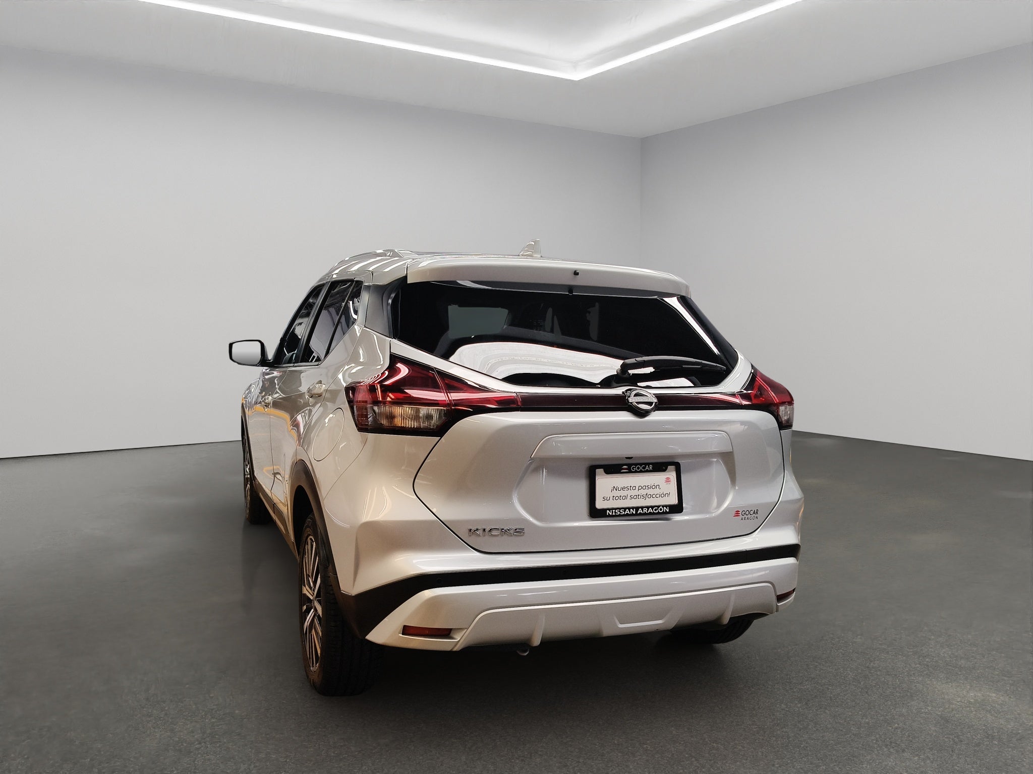 2023 Nissan Kicks VUD 5 pts. Platinum, 1.6l, TA, a/ac. Aut., piel, GPS, RA-18