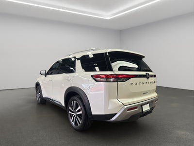 2024 Nissan Pathfinder VUD 5 pts. Platinum, 3.5l, TA, piel premium, RA-20, 4x4