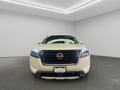 2024 Nissan Pathfinder VUD 5 pts. Platinum, 3.5l, TA, piel premium, RA-20, 4x4