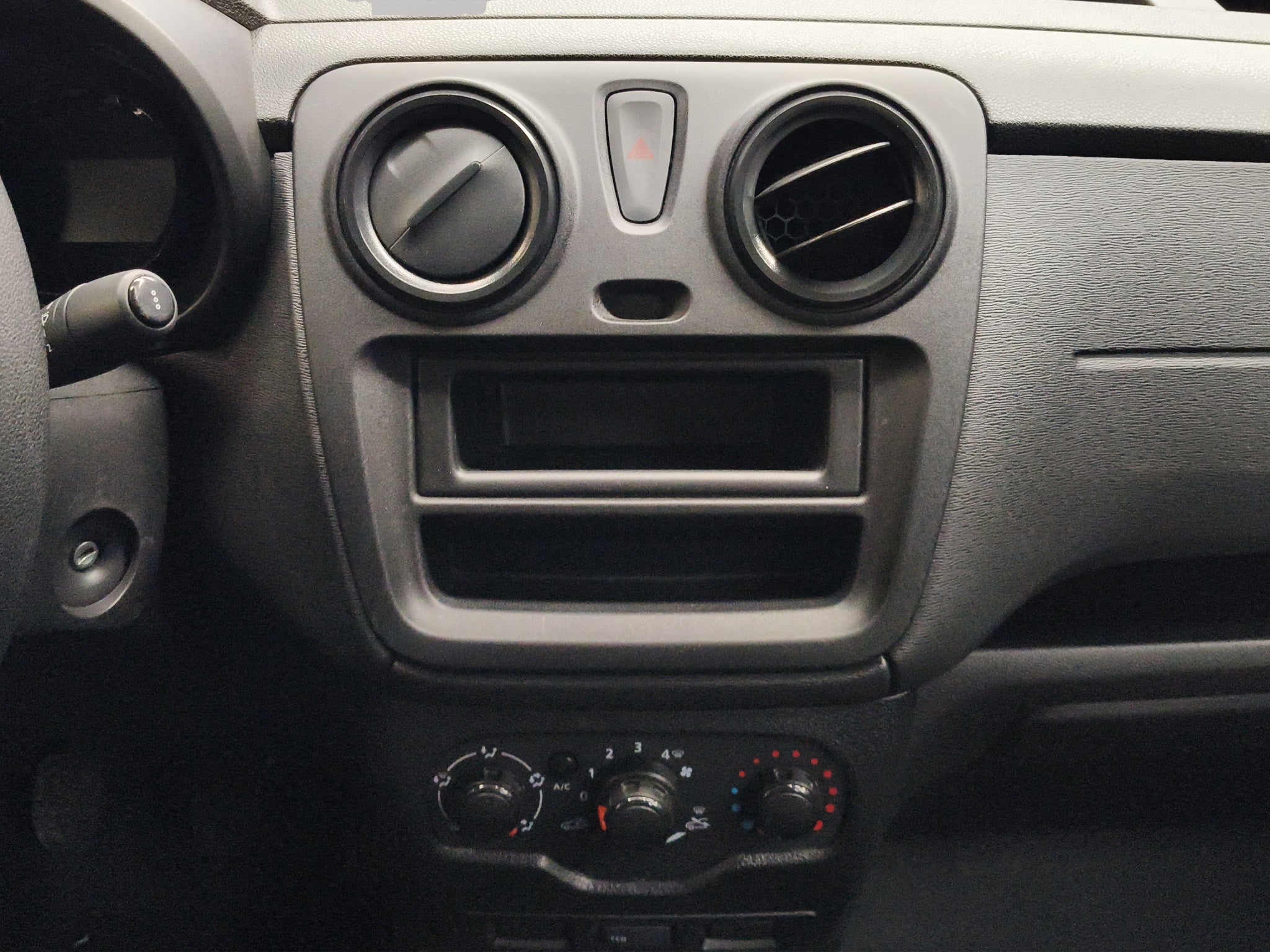 2024 Renault Comerciales Kangoo Furgoneta 4 pts. Intens, 115 HP, TM5, a/ac.