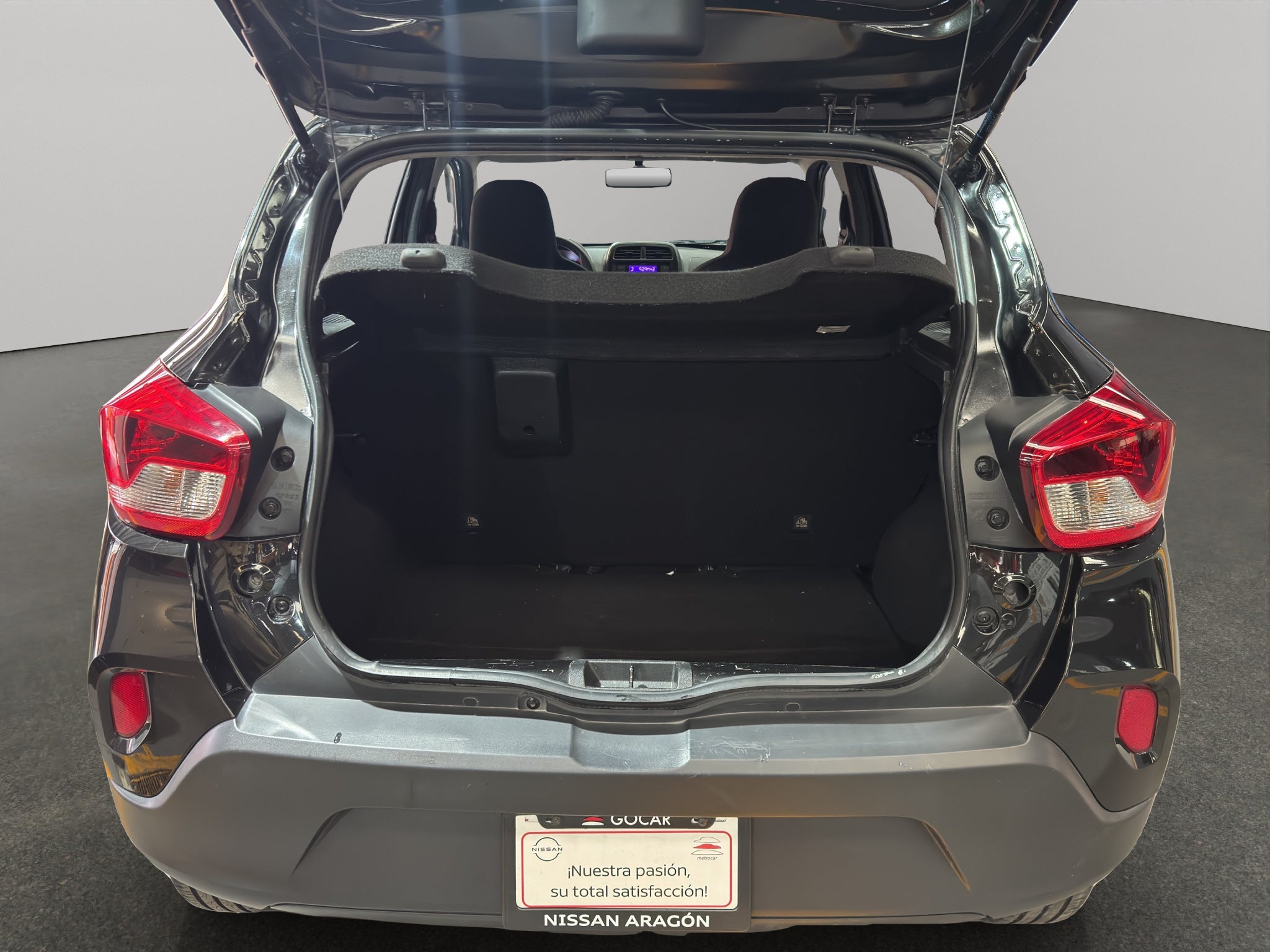 2025 Renault Kwid 5 pts. HB Intens, TM5, a/ac., R-14