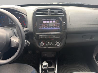 2024 Renault Kwid 5 pts. HB Bitono, TM5, a/ac., pantalla touch 8