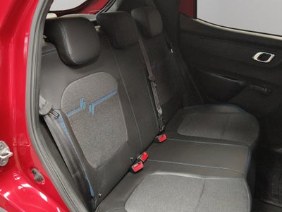2025 Renault Kwid 5 pts. HB Iconic, TM5, a/ac., pantalla touch 8
