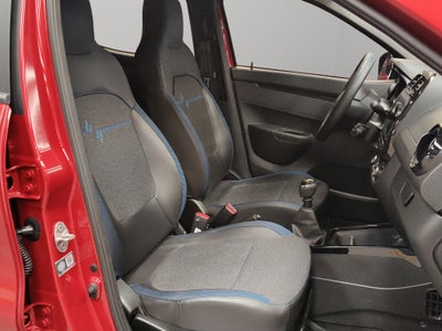 2025 Renault Kwid 5 pts. HB Iconic, TM5, a/ac., pantalla touch 8