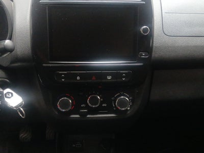 2023 Renault Kwid 5 pts. HB Bitono, TM5, a/ac., pantalla touch 8