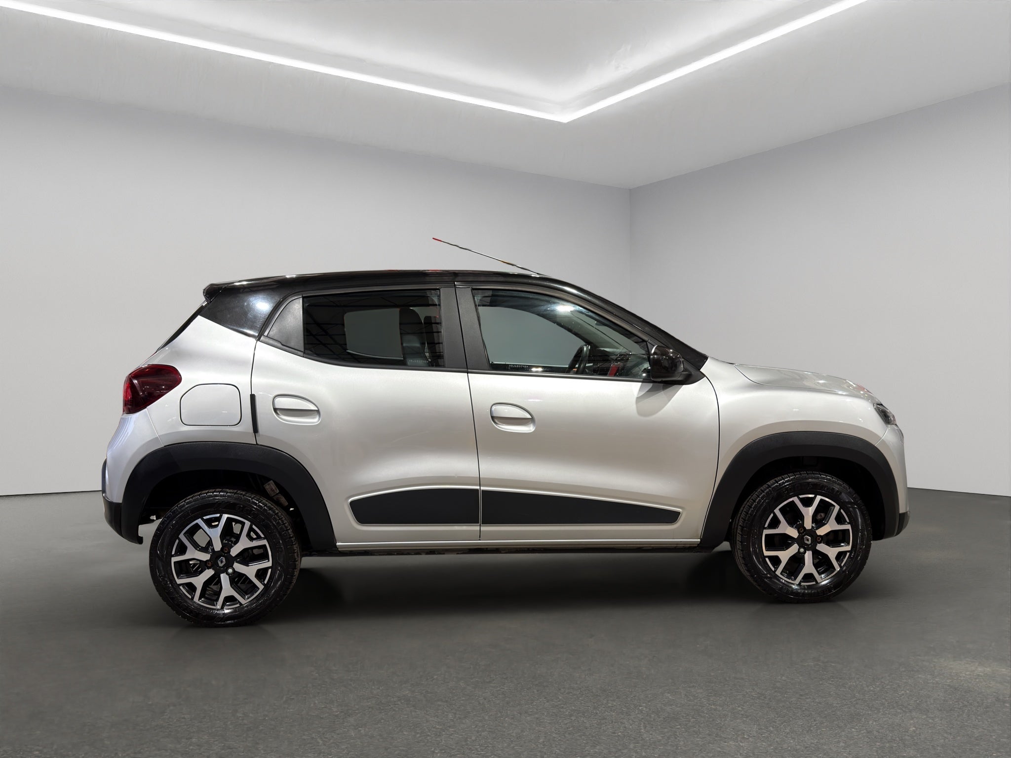 2024 Renault Kwid 5 pts. HB Bitono, TM5, a/ac., pantalla touch 8