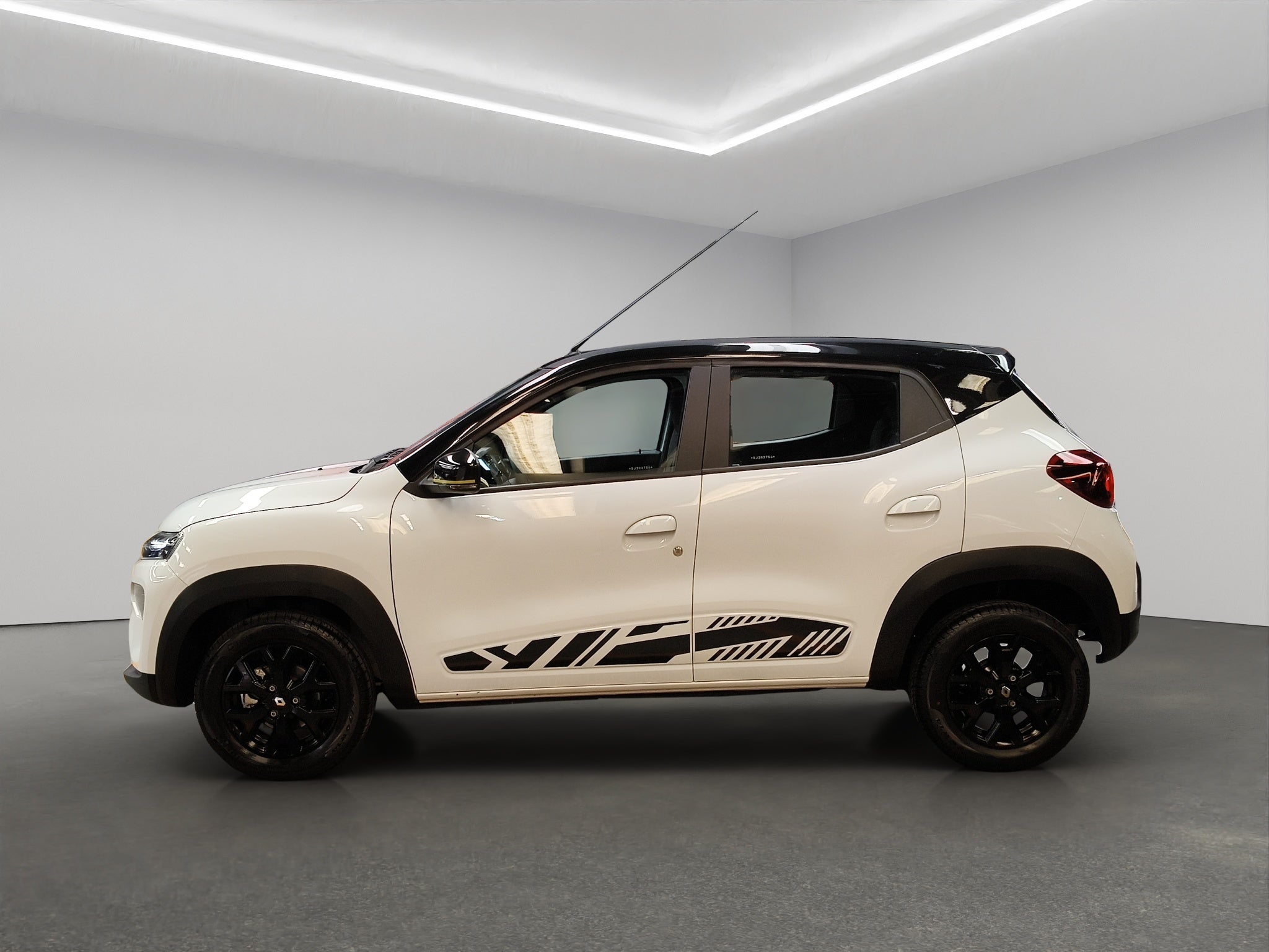 2025 Renault Kwid 5 pts. HB Bitono, TM5, a/ac., pantalla touch 8