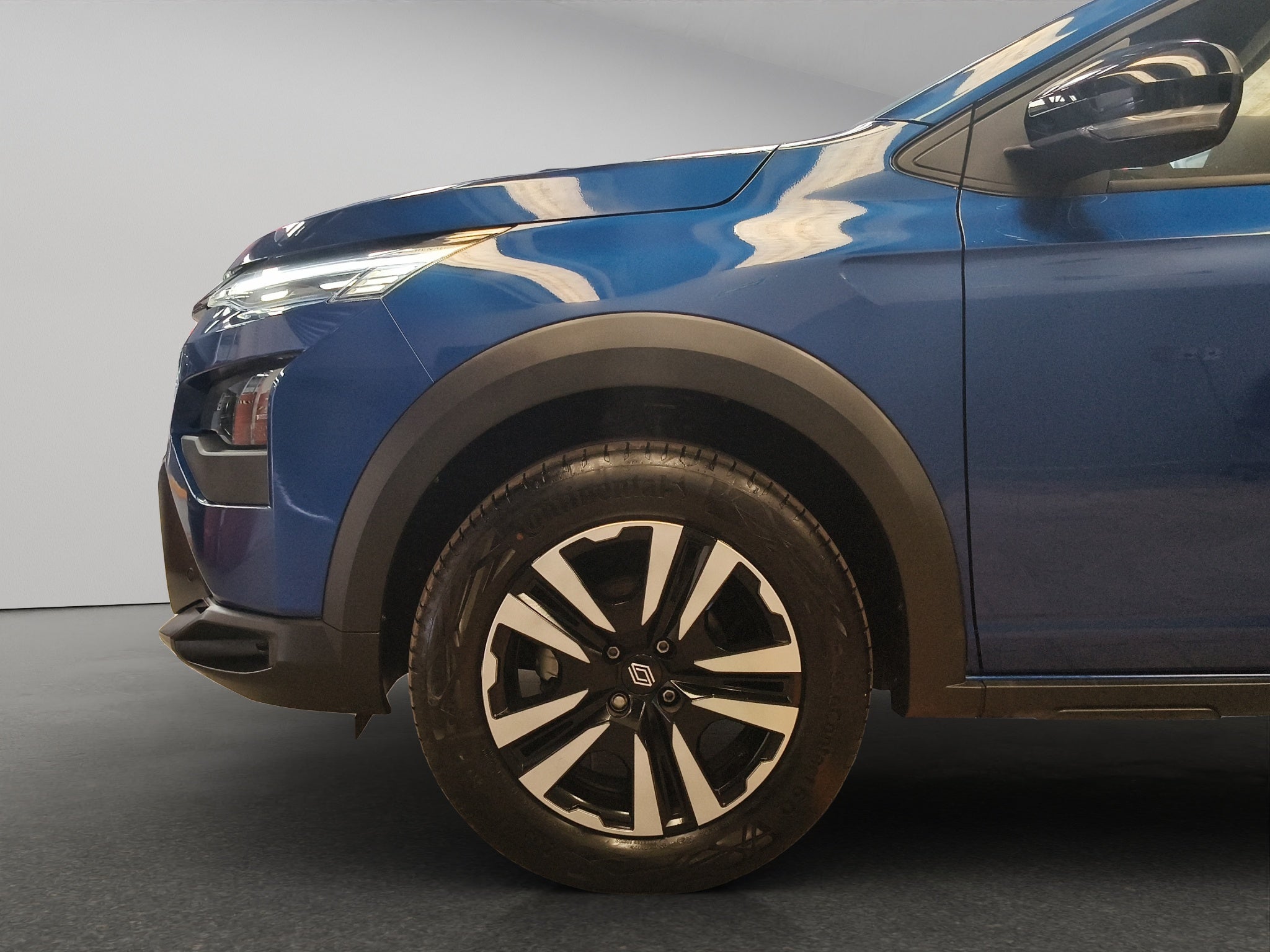 2026 Renault Kardian VUD 5 pts. Evolution, 1.0T, TM5, a/ac., RA-16