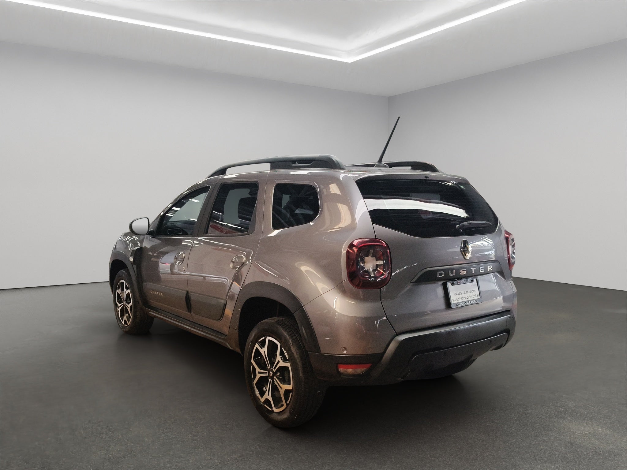 2024 Renault Duster VUD 5 pts. Iconic, 1.3T, TA, a/ac. Aut., botón encend., RA-17