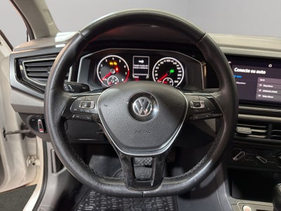 2022 Volkswagen Virtus 4 pts. Comfortline, 1.6l, TA, a/ac., f. niebla, RA-16 (cambio de línea)