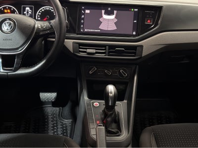 2022 Volkswagen Virtus 4 pts. Comfortline, 1.6l, TA, a/ac., f. niebla, RA-16 (cambio de línea)