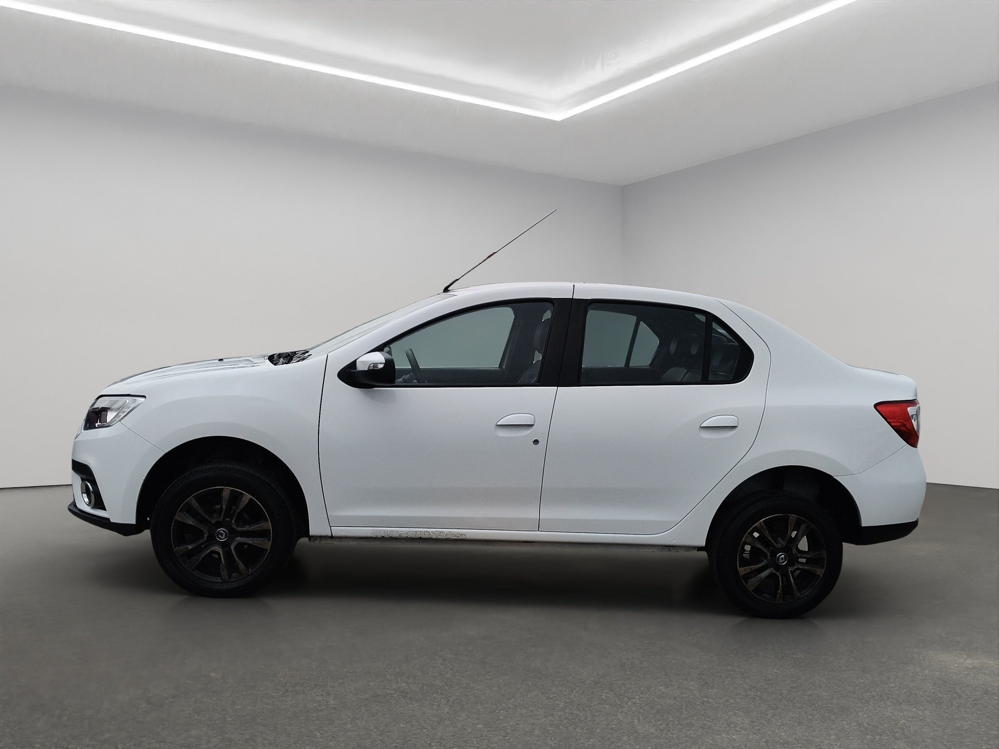 2024 Renault Logan 4 pts. Intens, 1.6l, CVT, RA-16