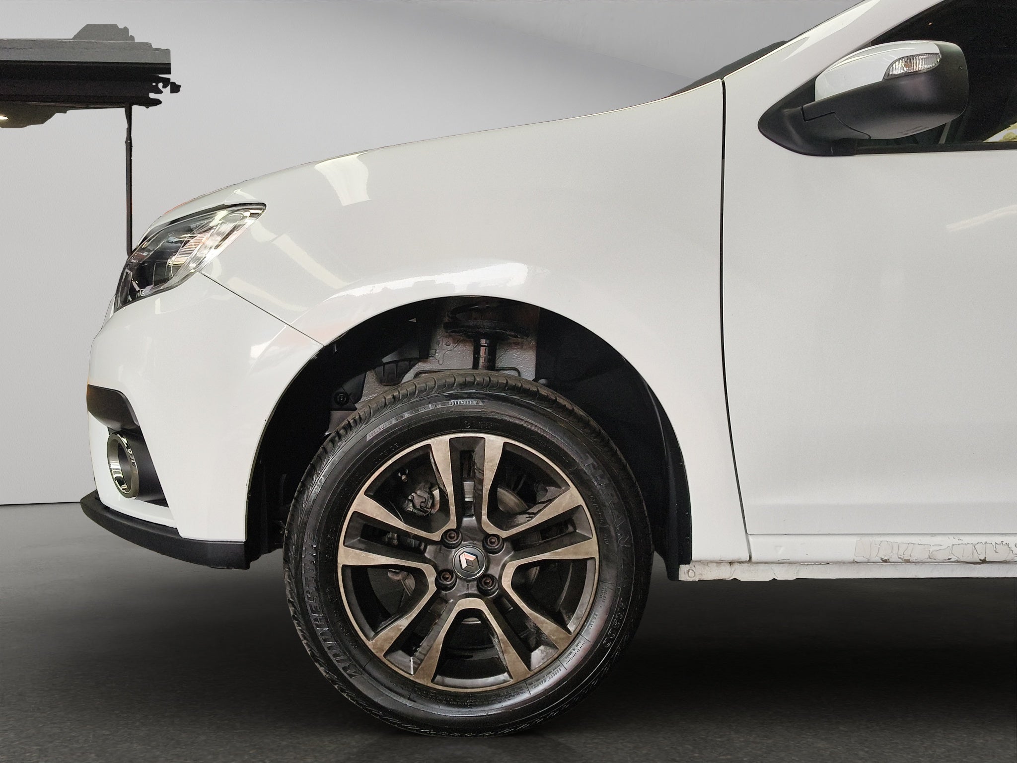 2024 Renault Logan 4 pts. Intens, 1.6l, CVT, RA-16