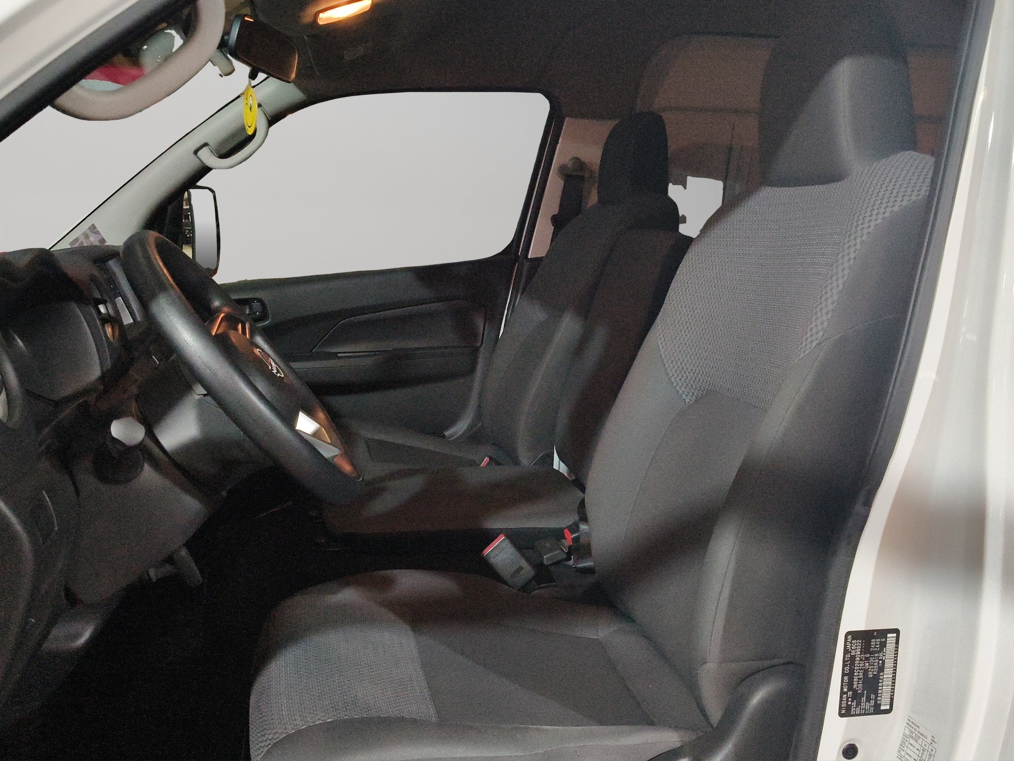 2024 Nissan Comerciales Urvan Panel 4 pts. Amplia, TM5, a/ac.