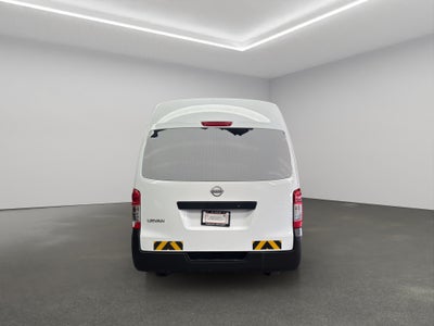 2024 Nissan Comerciales Urvan Panel 4 pts. Amplia, TM5, a/ac.