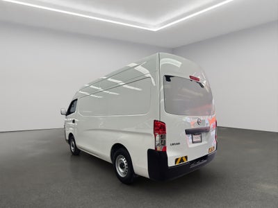 2024 Nissan Comerciales Urvan Panel 4 pts. Amplia, TM5, a/ac.