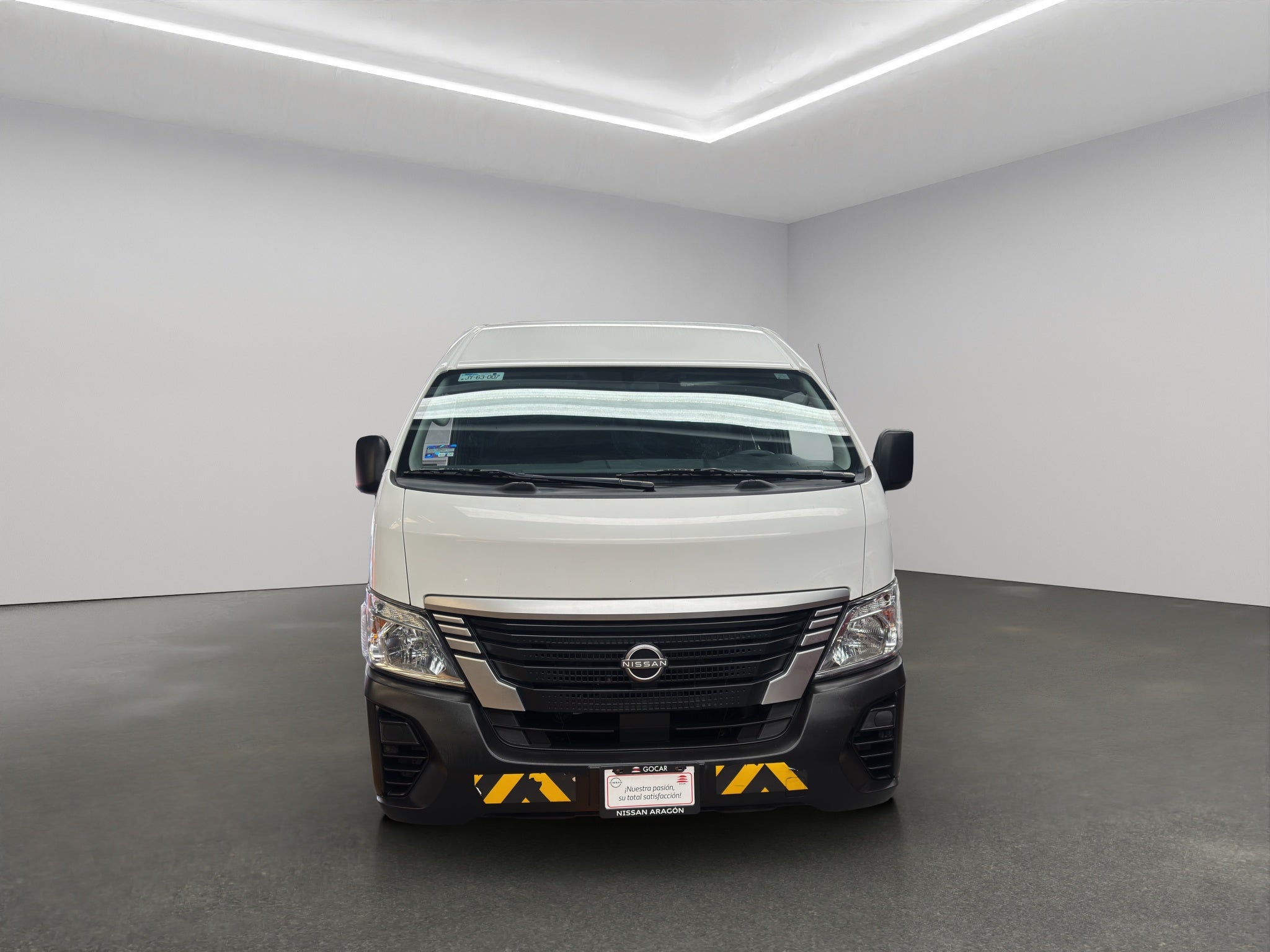 2024 Nissan Comerciales Urvan Panel 4 pts. Amplia, TM5, a/ac.