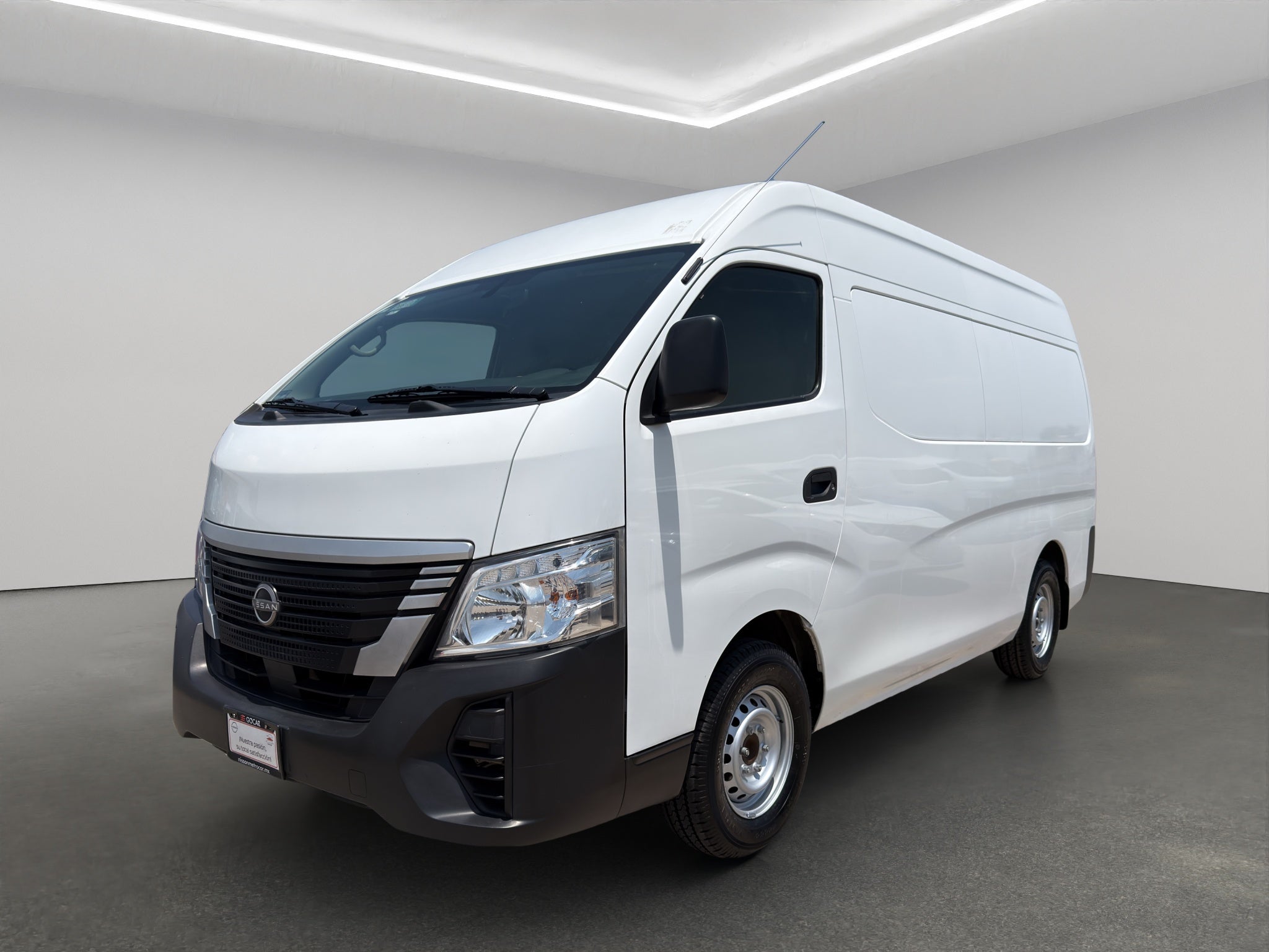 2024 Nissan Comerciales Urvan Panel 4 pts. Amplia, TM5, a/ac.