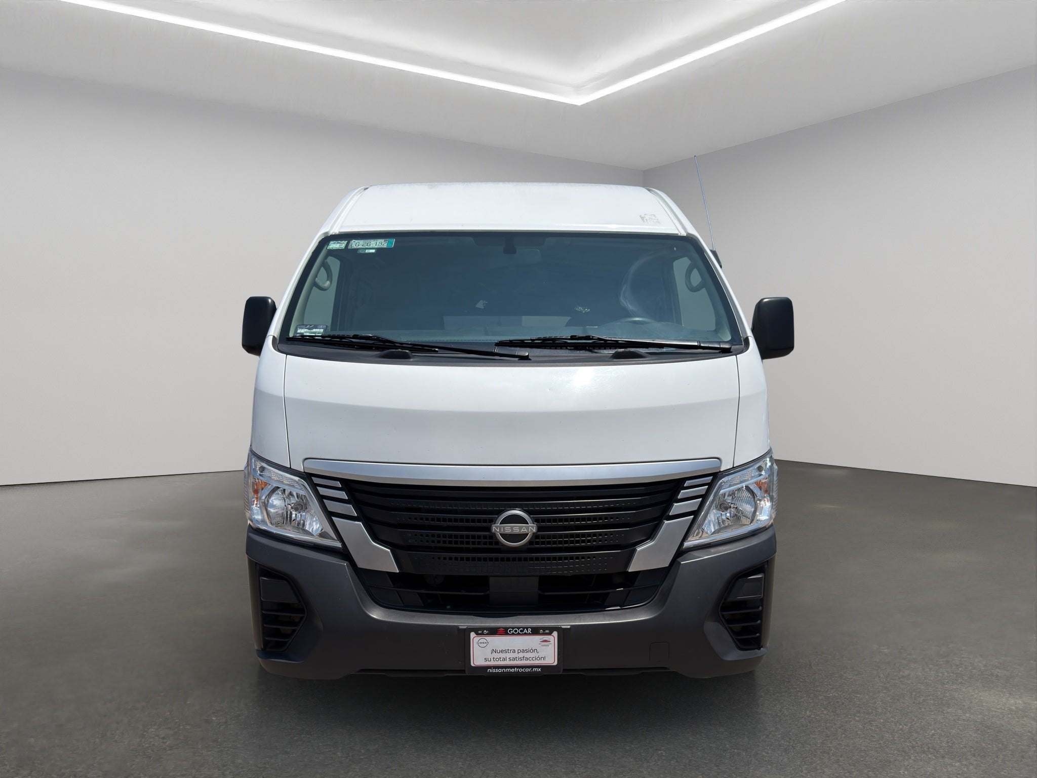 2024 Nissan Comerciales Urvan Panel 4 pts. Amplia, TM5, a/ac.