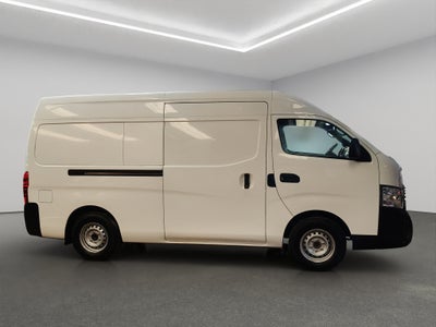 2024 Nissan Comerciales Urvan Panel 4 pts. Amplia, TM5, a/ac.