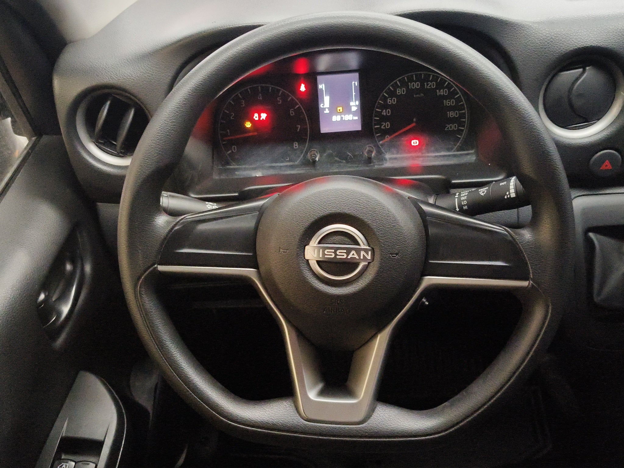 2024 Nissan Comerciales Urvan Panel 4 pts. Amplia, TM5, a/ac.